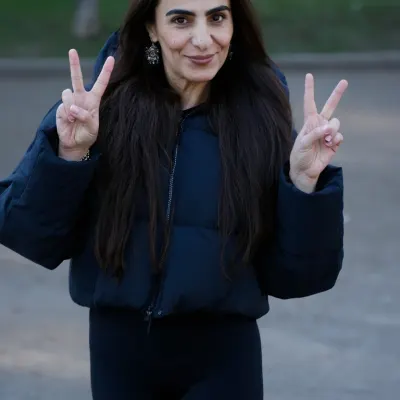 Амина, 43